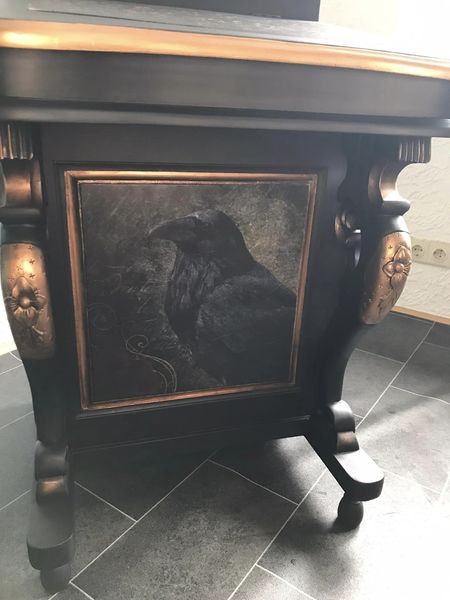 Antik-Sekretär © Monika Rose